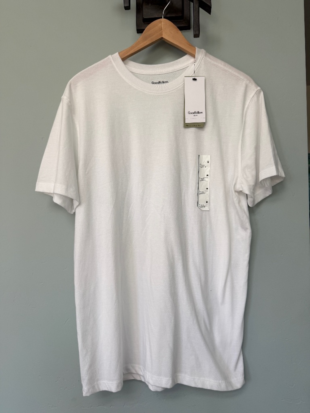 Goodfellow & Co white short-sleeve crewneck t-shirt | Size Medium NWT